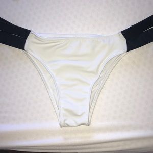 Never worn VS cheeky bottoms